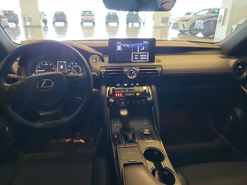 Used 2023 Lexus IS 300 w/ Comfort Package RWD image 16
