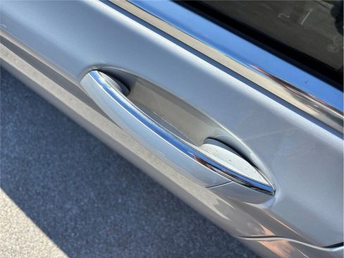 Used 2019 BMW 740i image 17