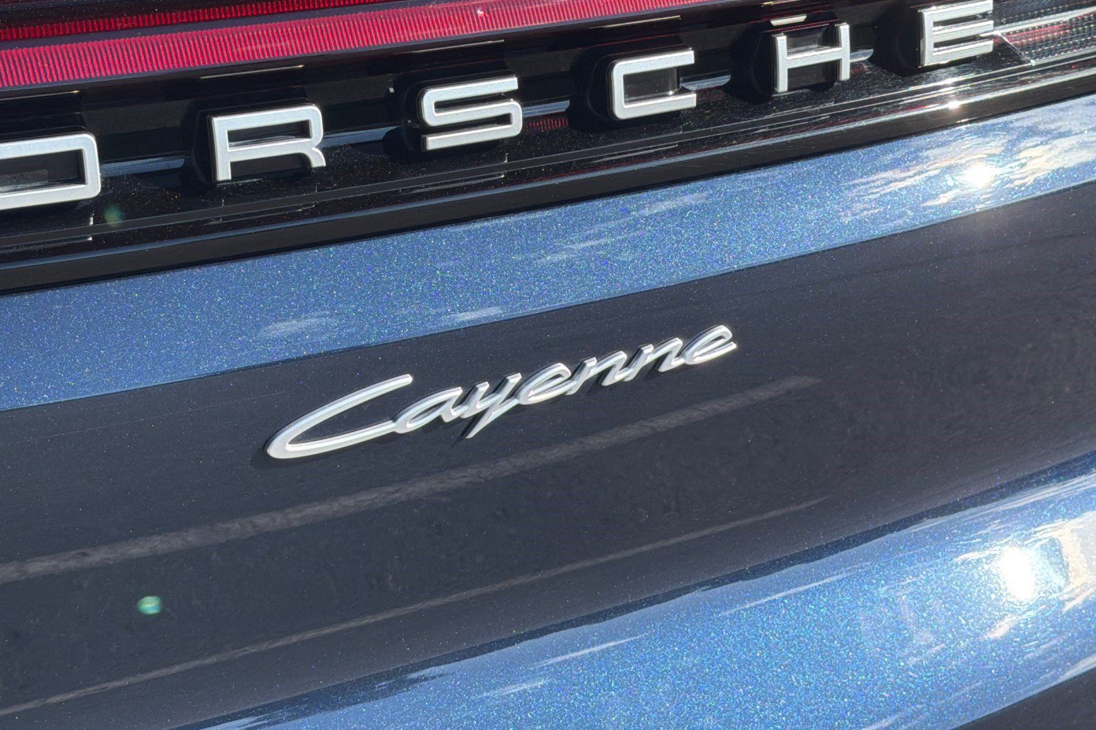 Used 2024 Porsche Cayenne Coupe AWD/4WD image 38