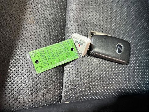 Used 2016 Lexus ES 350 350/ KEYLESS ENTRY/ POWER SEAT image 29