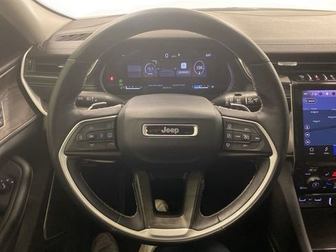 Used 2022 Jeep Grand Cherokee L Limited w/ Luxury Tech Group II image 22