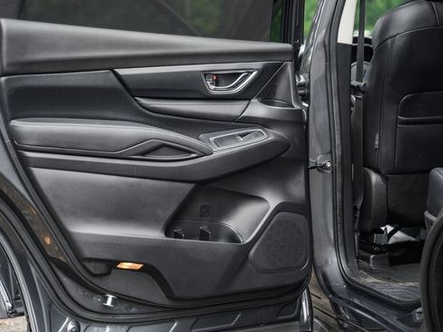 Used 2023 Subaru Ascent Limited image 35