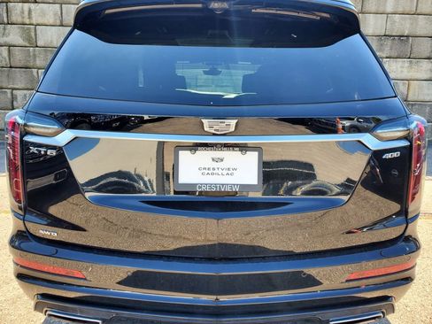 Used 2022 Cadillac XT6 Sport w/ Technology Package image 15