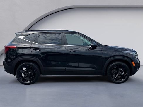 Used 2026 Kia Seltos EX w/ EX Sunroof Package FWD image 6