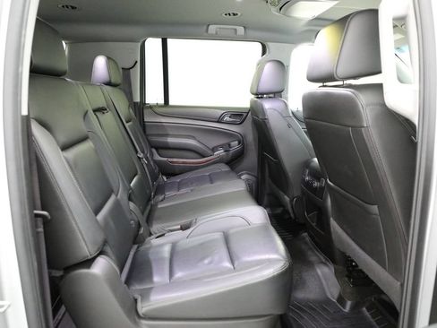 Certified 2017 GMC Yukon XL SLT AWD/4WD image 14
