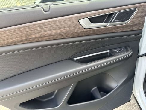 New 2026 Volkswagen Tiguan S image 40