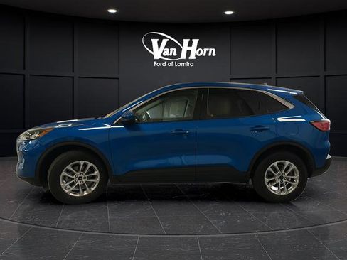 Used 2021 Ford Escape SE w/ Convenience Package AWD/4WD image 4