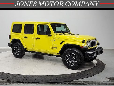 Used 2024 Jeep Wrangler Unlimited Sahara AWD/4WD image 1