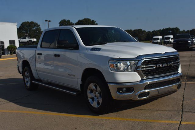 Used 2023 RAM 1500 Big Horn AWD/4WD image 3