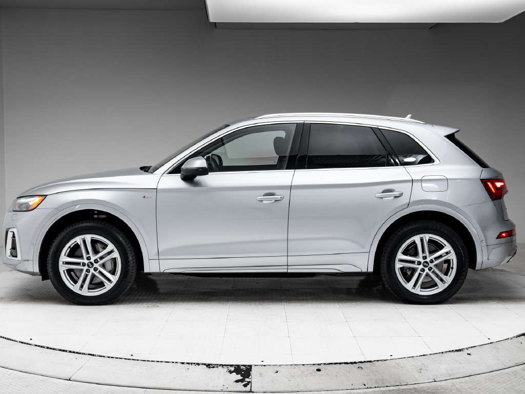 Used 2021 Audi Q5 e Prestige AWD/4WD image 2