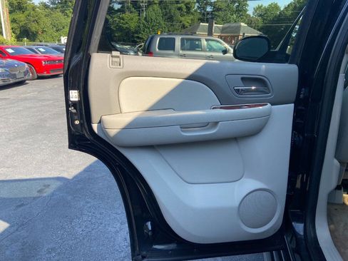 Used 2013 Chevrolet Tahoe LT w/ Luxury Package image 23