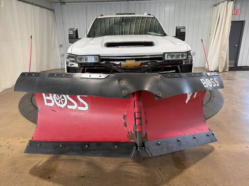 Used 2024 Chevrolet Silverado 3500 LTZ w/ LTZ Convenience Package AWD/4WD image 7