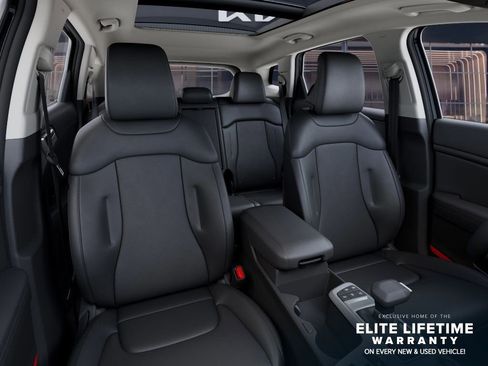 New 2026 Kia Sportage SX FWD image 16
