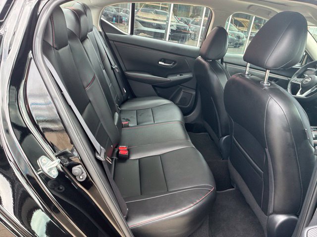 Used 2024 Nissan Sentra SR w/ SR Premium Package FWD image 9
