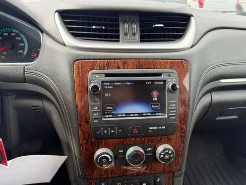 Used 2014 Chevrolet Traverse LT AWD/4WD image 17