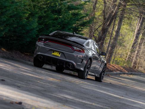 Used 2017 Dodge Charger R/T image 53