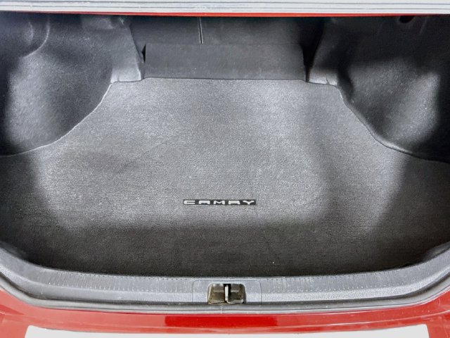 Certified 2020 Toyota Camry SE w/ Blackout Package FWD image 26
