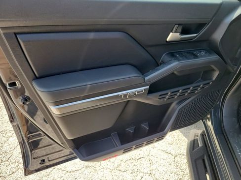 New 2026 Toyota Tacoma TRD Off-Road AWD/4WD image 19