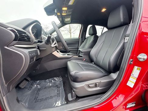 Used 2025 Mitsubishi Eclipse Cross Black Edition image 19