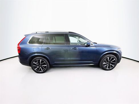 Used 2019 Volvo XC90 T6 Momentum w/ Advanced Package image 8