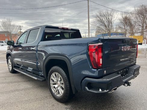 Used 2022 GMC Sierra 1500 Denali w/ Technology Package image 3