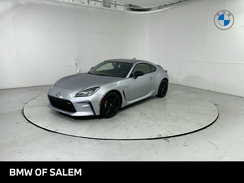 Used 2023 Toyota GR86 Premium image 1
