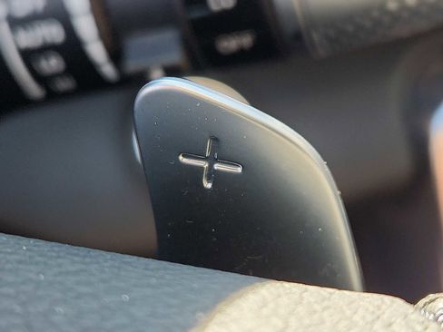 Used 2024 Genesis GV80 2.5T image 25