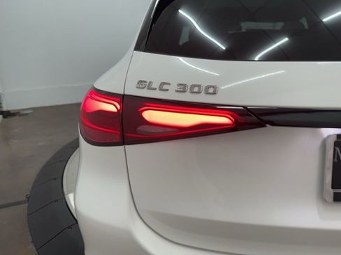Used 2026 Mercedes-Benz GLC 300 image 29