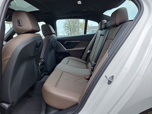 New 2026 BMW 530i xDrive AWD/4WD image 12
