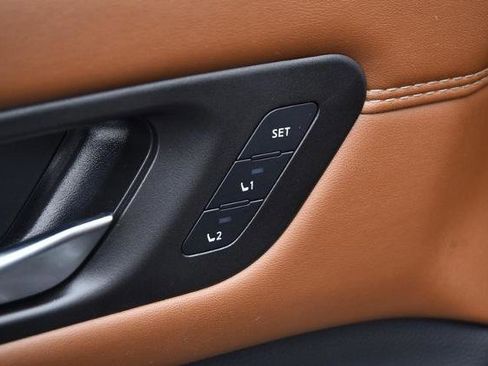 Certified 2024 Nissan Pathfinder Platinum w/ Cargo Package image 10