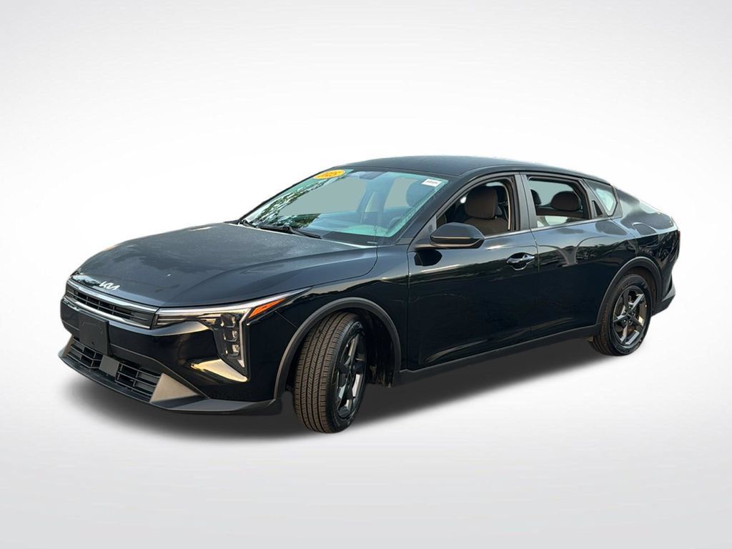 Used 2025 Kia K4 FWD image 3