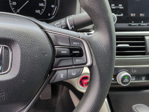 Used 2018 Honda Accord LX image 20
