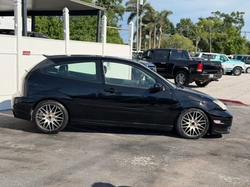 Used 2003 Ford Focus SVT FWD image 5