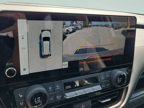 Certified 2025 Toyota Grand Highlander AWD Hybrid image 16