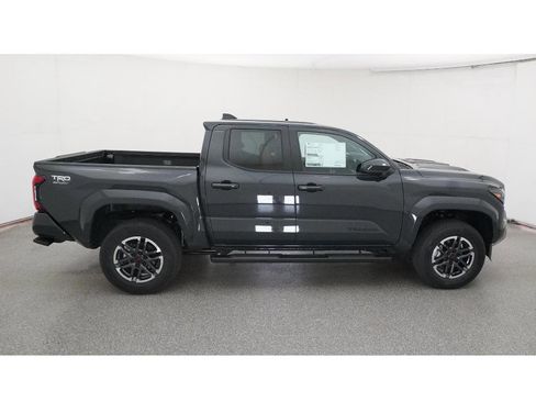 New 2025 Toyota Tacoma TRD Sport image 11