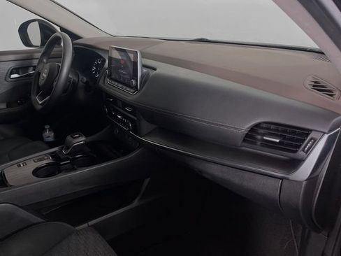 Used 2023 Nissan Rogue SV FWD image 28