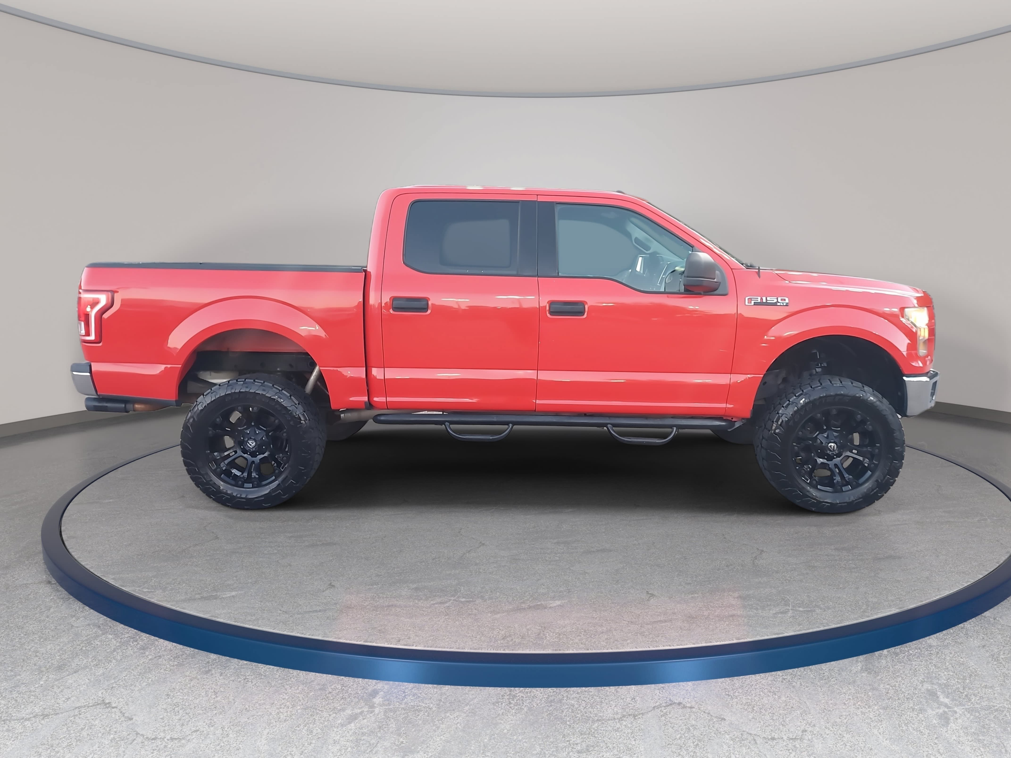 Used 2016 Ford F150 XLT AWD/4WD image 4