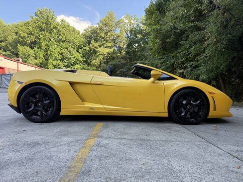 Used 2011 Lamborghini Gallardo LP 560-4 AWD/4WD image 9