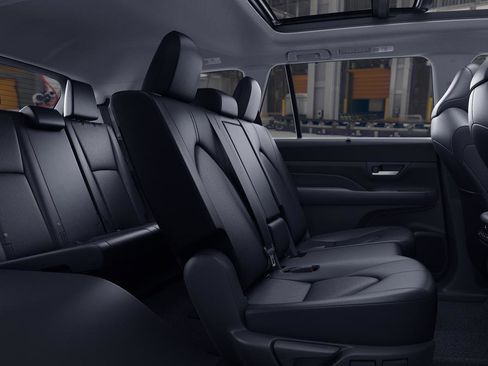 New 2026 Toyota Grand Highlander XLE FWD image 21