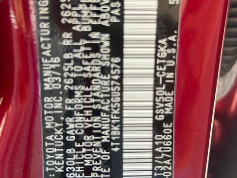 Used 2016 Toyota Camry XLE w/ Advanced Technology Package FWD image 32