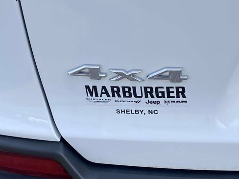 Used 2019 Jeep Cherokee Limited AWD/4WD image 12