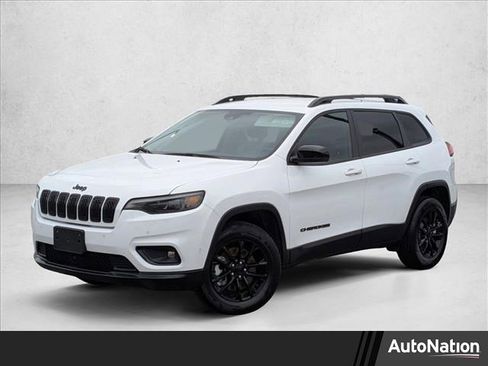 Used 2023 Jeep Cherokee Altitude Lux image 1
