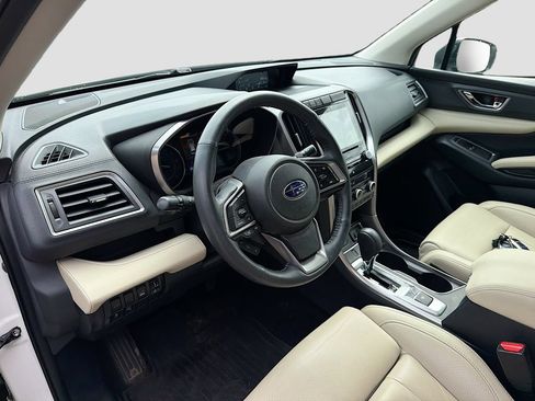 Used 2019 Subaru Ascent Limited w/ Popular Package #3 AWD/4WD image 9