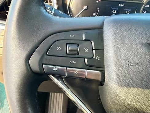 Used 2024 Cadillac XT6 Luxury FWD image 36