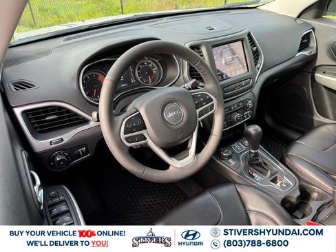 Used 2022 Jeep Cherokee Latitude w/ Sun & Sound Group AWD/4WD image 19