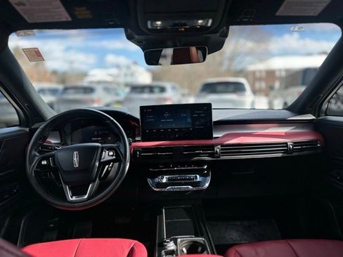 Used 2025 Lincoln Corsair Grand Touring w/ Equipment Group 301A image 18