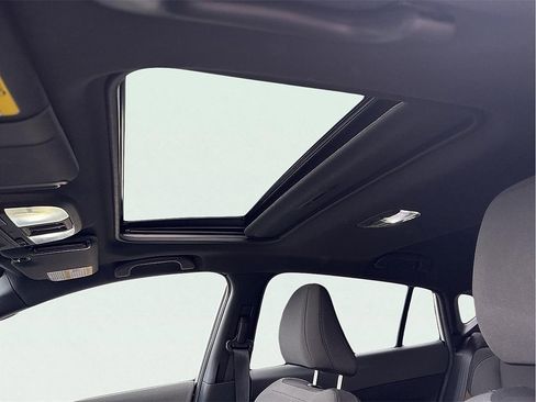 Certified 2025 Subaru Crosstrek 2.5i Sport w/ Crosstrek Mirror Package image 10