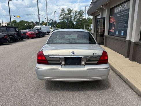 Used 2007 Mercury Grand Marquis GS RWD image 4