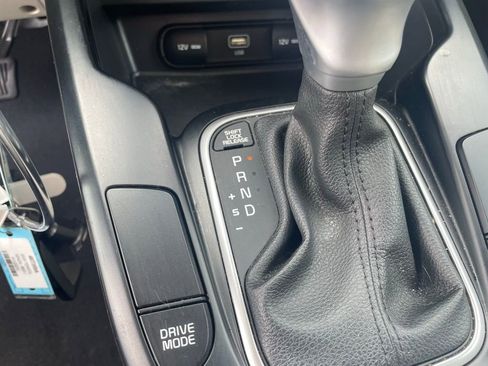 Used 2023 Kia Soul LX image 34