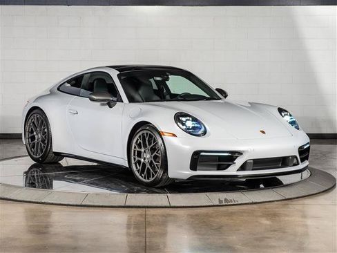 Certified 2024 Porsche 911 Carrera T RWD image 7